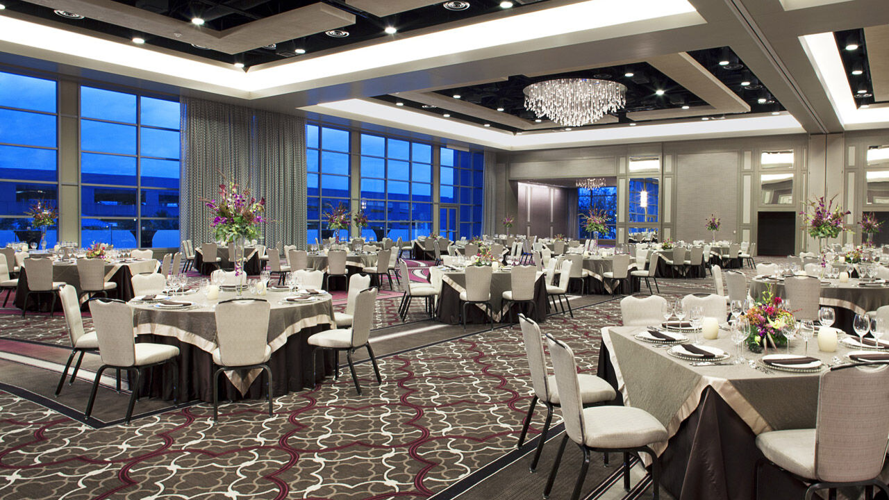 Hyatt Regency New Orleans Hotel Exterior photo