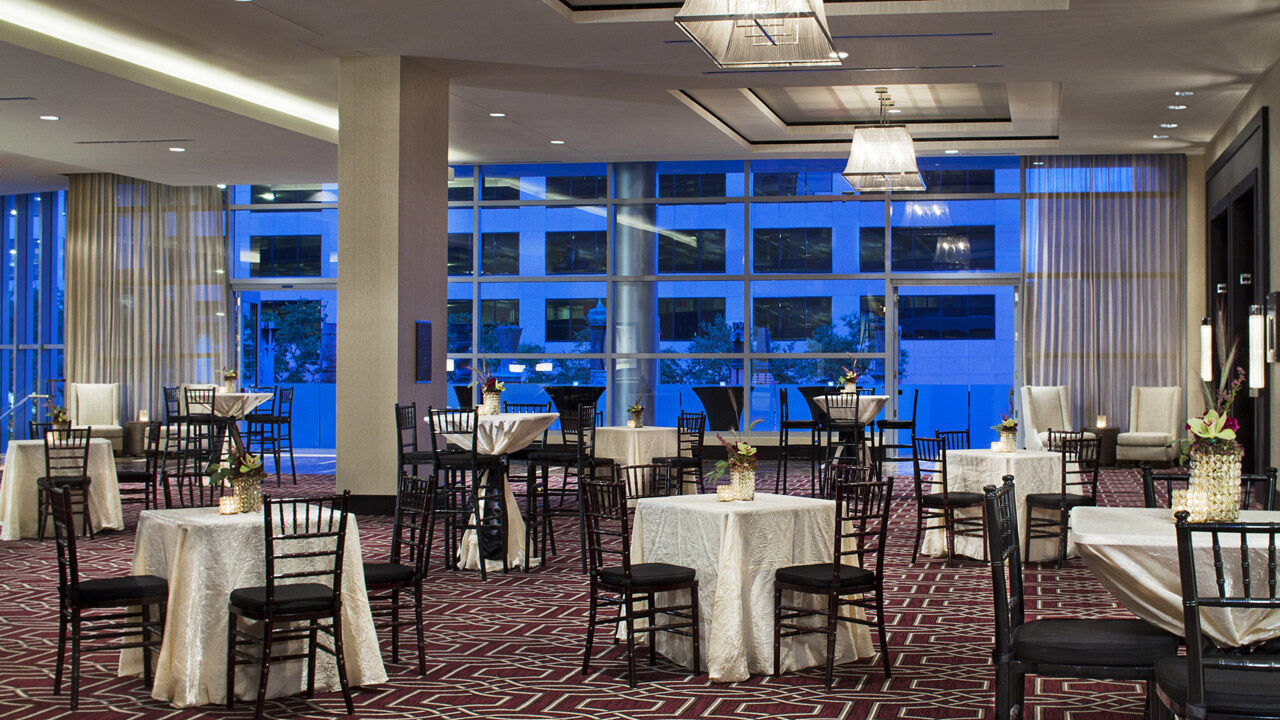 Hyatt Regency New Orleans Hotel Exterior photo